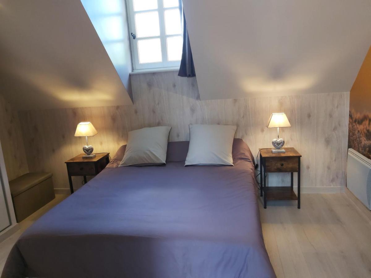 Le Bonheur Des Plumes Bed & Breakfast Montmartin-en-Graignes Exterior photo